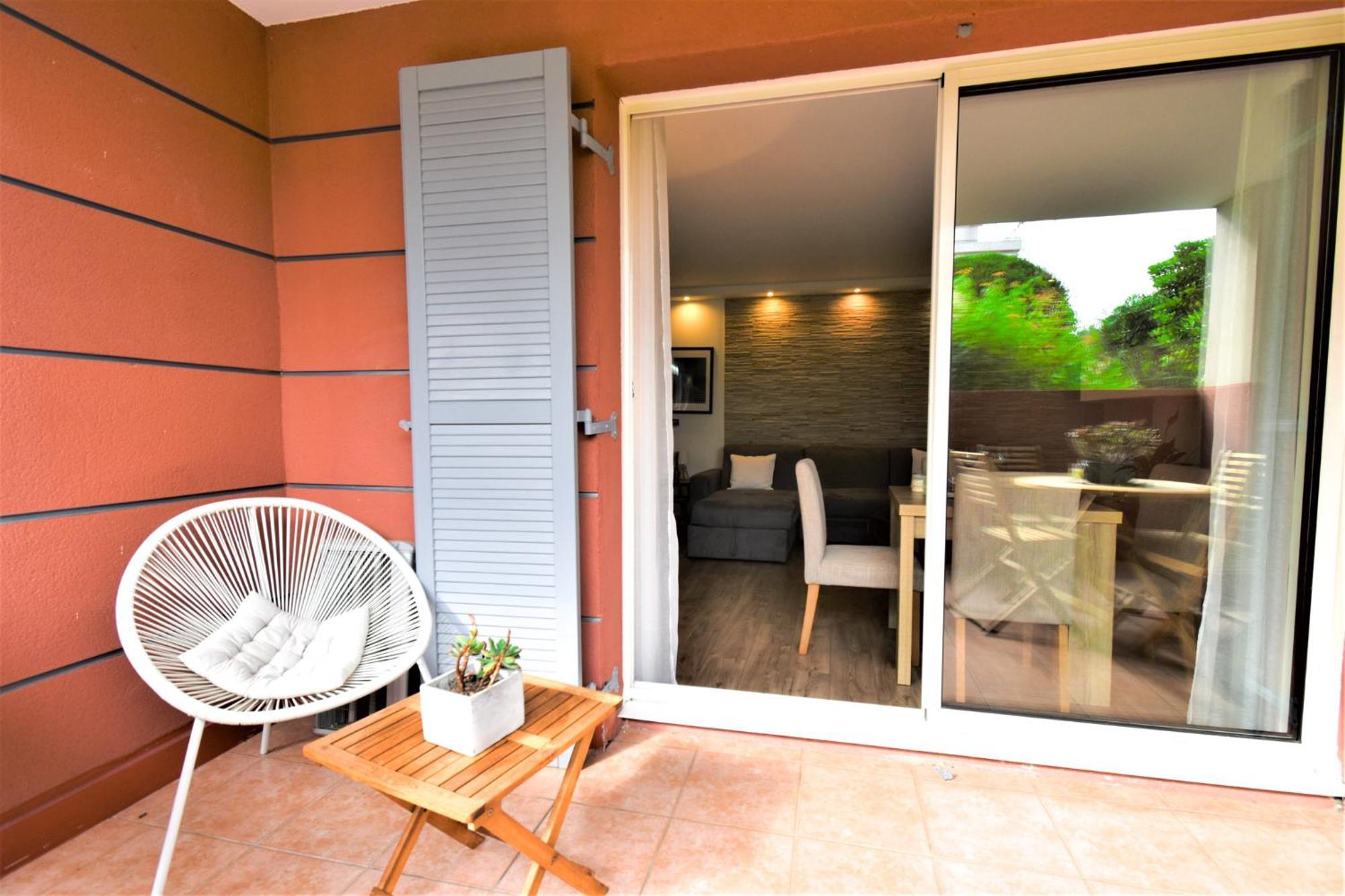 Apartamento Le Cap Soleil -Standing - Piscine Collective Et Parking Prive Rocabruna Exterior foto